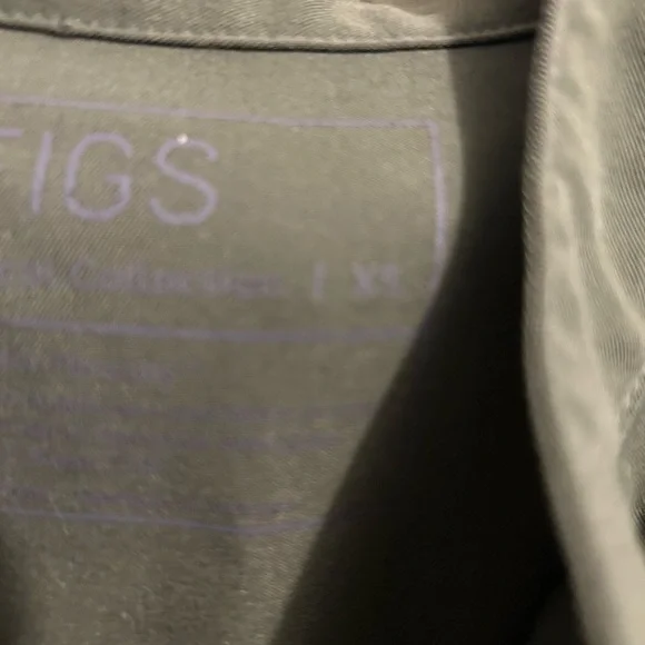 Figs Rafaela oversized scrub top Dark Olive women extra  small - Picture 2 of 7